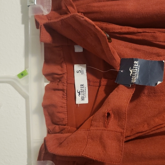 Hollister Skirt - Picture 2 of 2